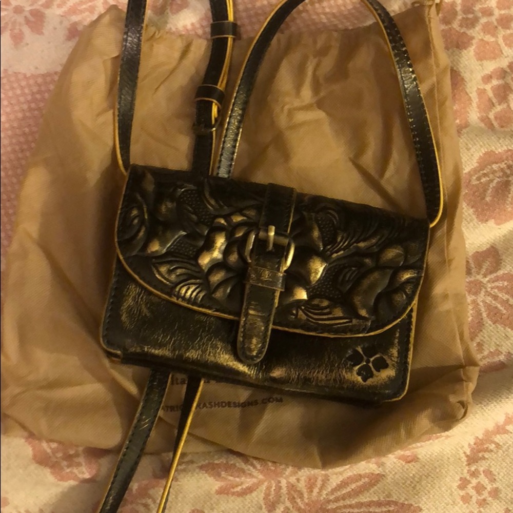 patricia nash tooled leather black gold clutch